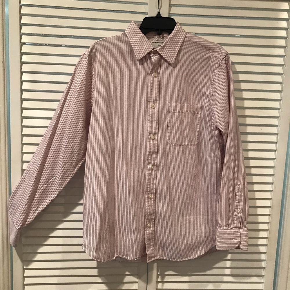 Men’s slim fit long sleeve Banana Republic. Pink